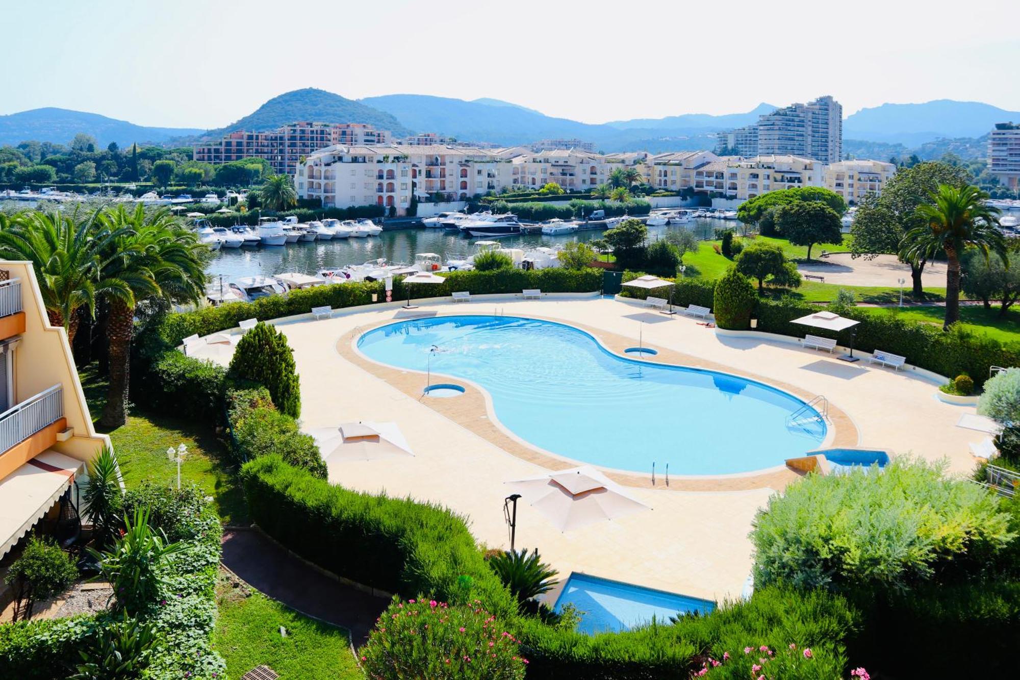 فيلا Somptueux 3 Pieces Vue Sur Piscine ماندوليو لا نابول المظهر الخارجي الصورة